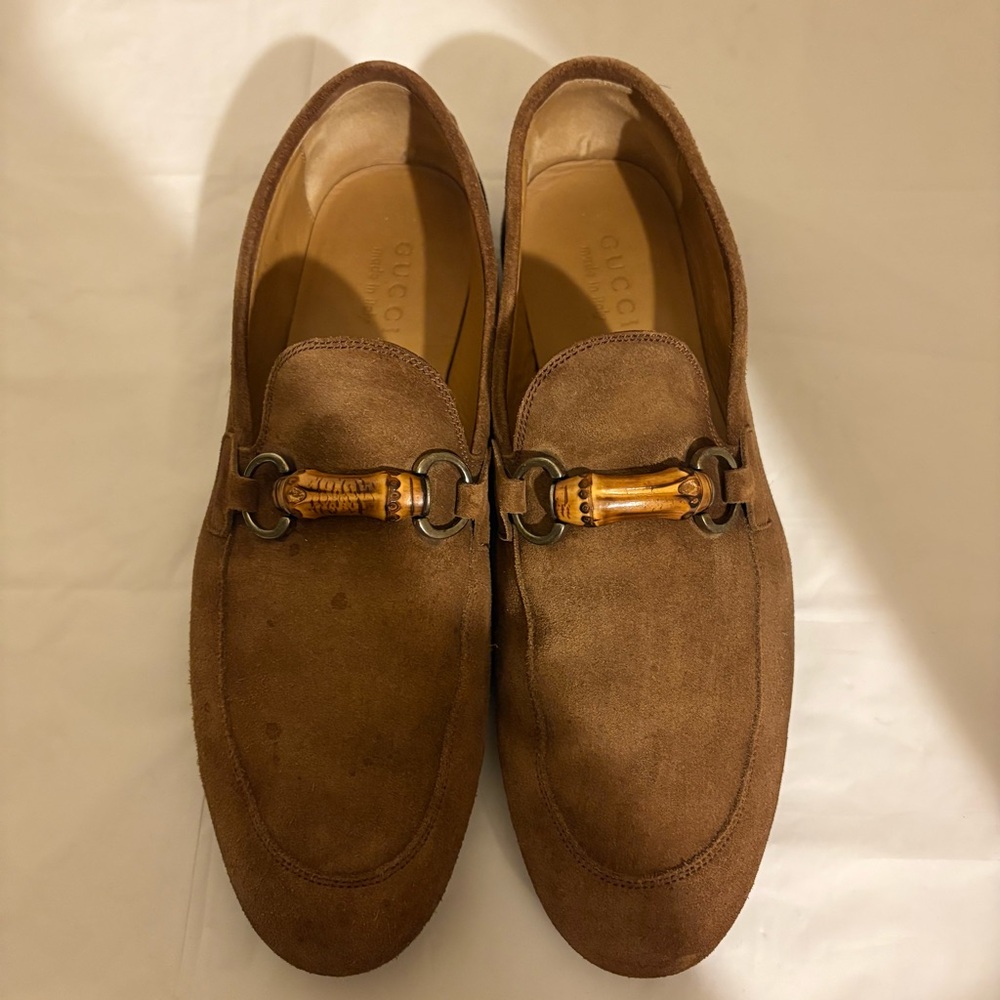 GUCCI tan suede loafers - Picture 2 of 10